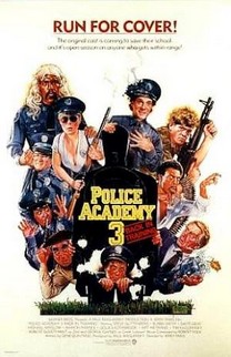 Loca academia de policí­a 3: De vuelta a la escuela (1986) - Película